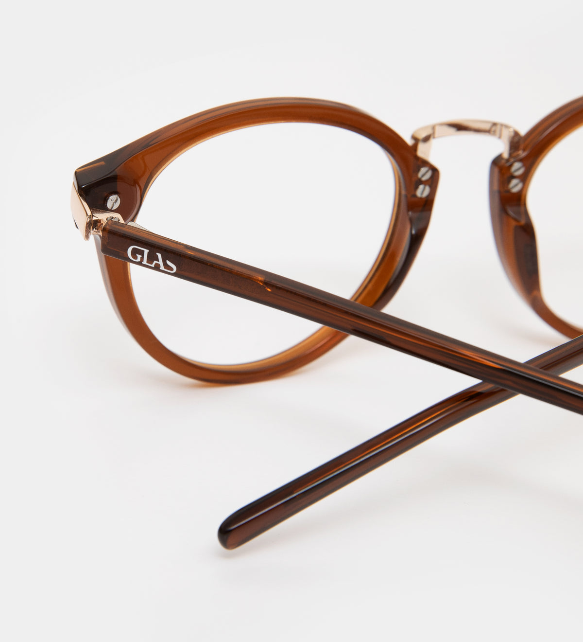 Ann Light Brown Blue Light