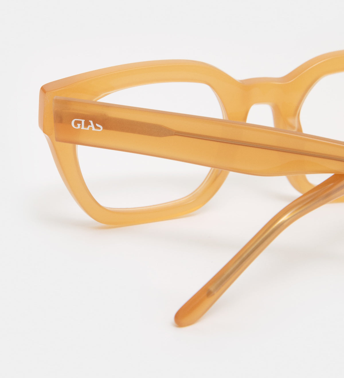 Kiara Yellow Blue Light