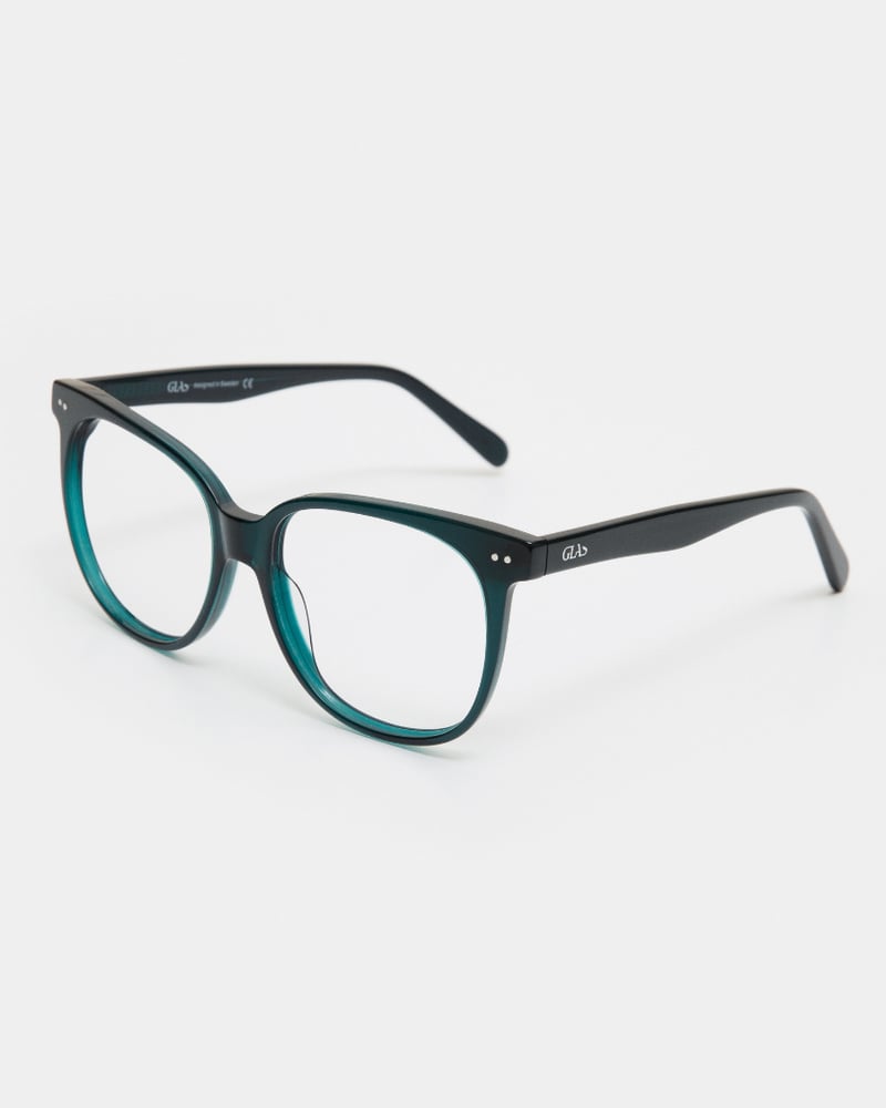Maya Deep Green Blue Light