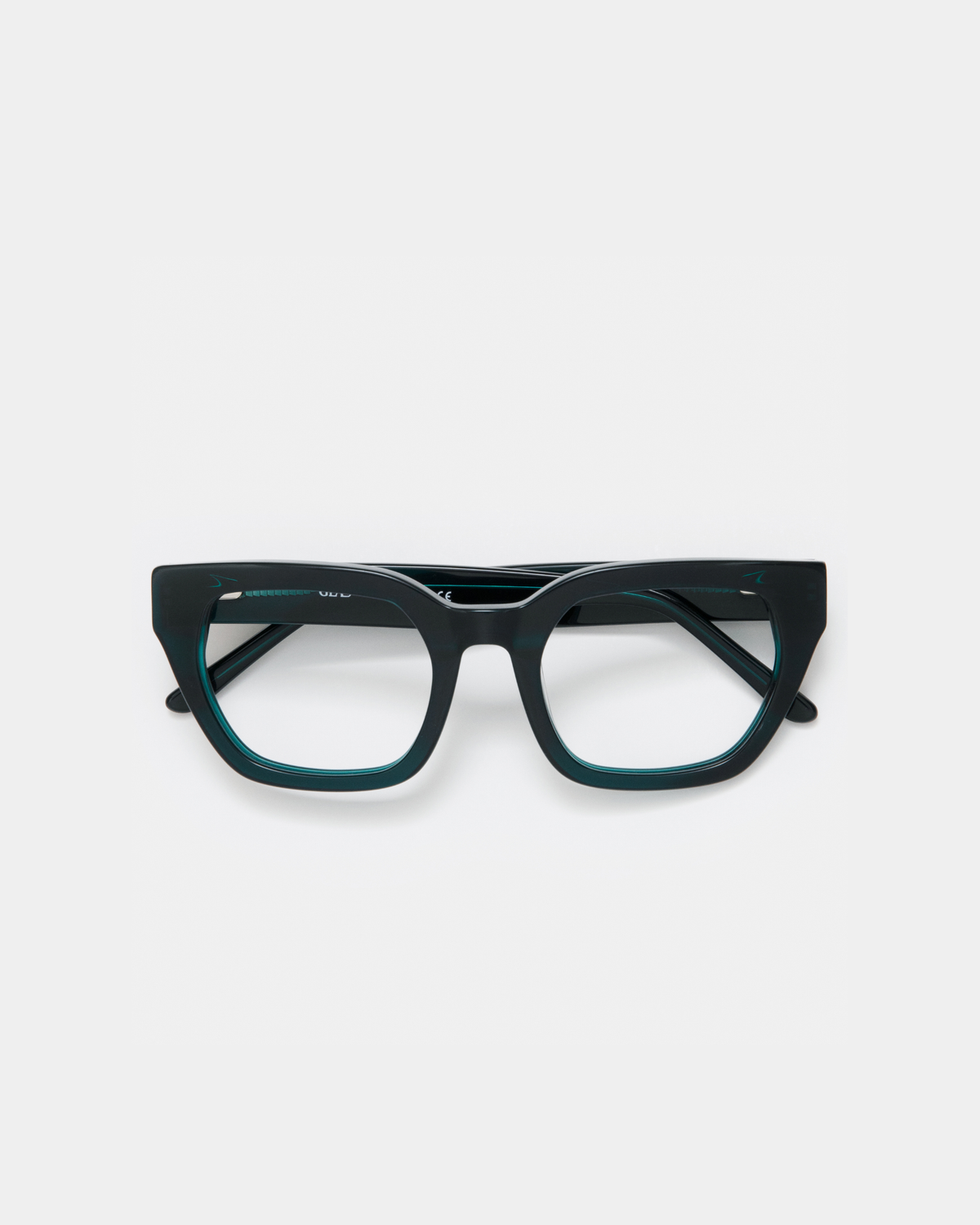 Kiara Deep Green Blue Light